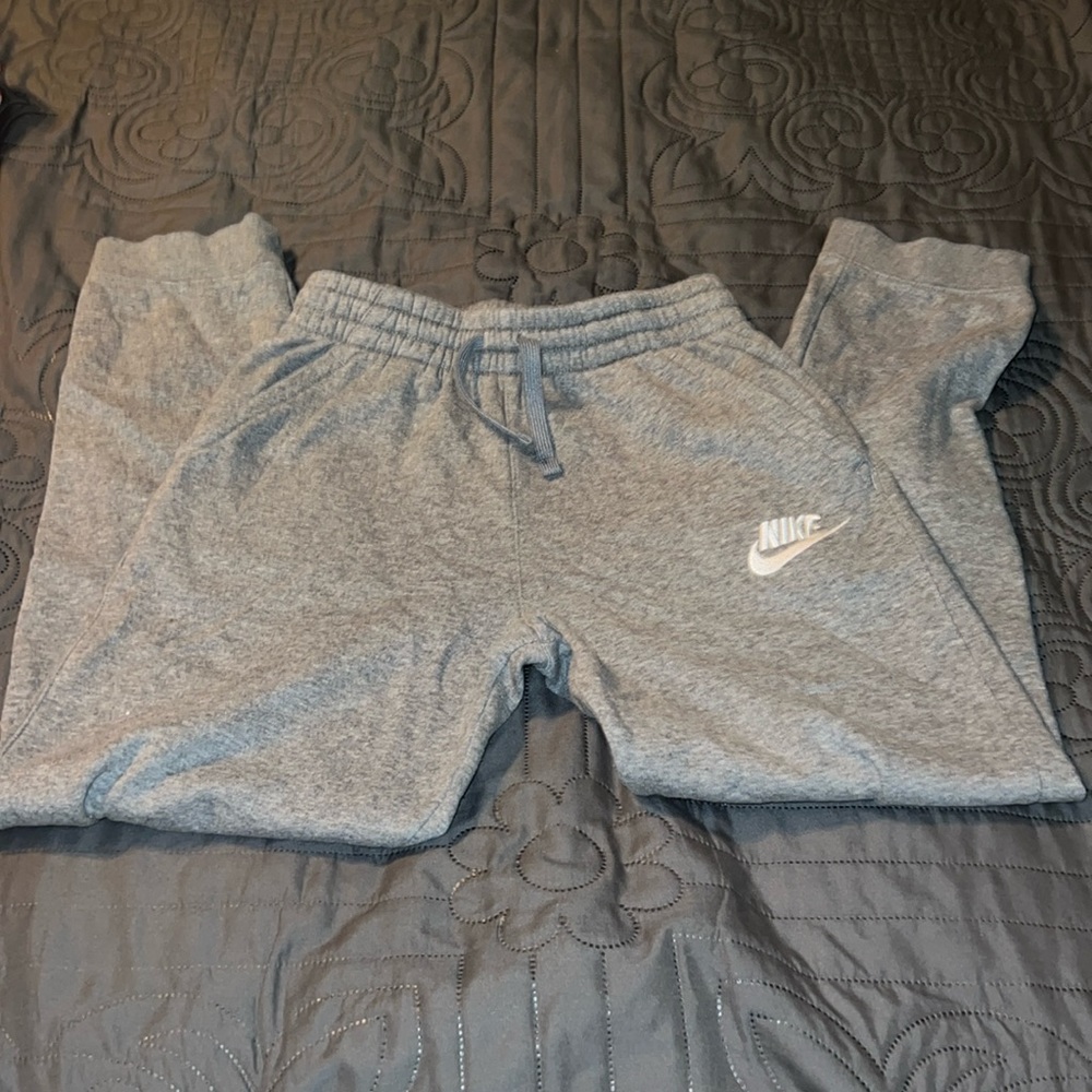 Nike boys sweatpants XL grey